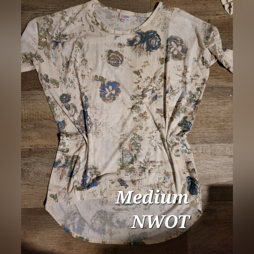 LulaRoe Irma Medium